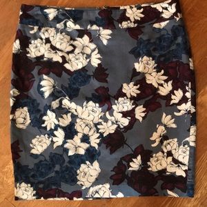 Loft; Pencil Skirt, Petite Lined